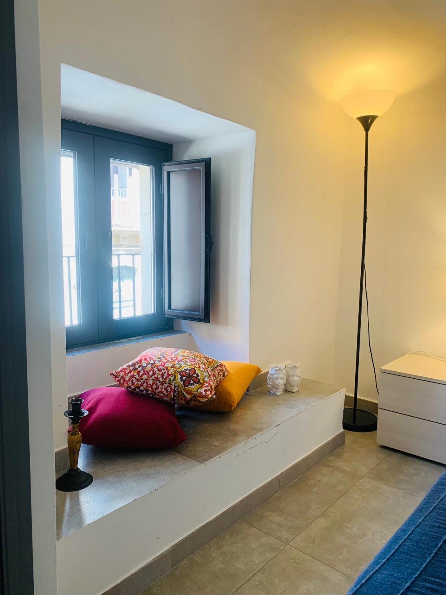 Center Living Apartment Catane Extérieur photo